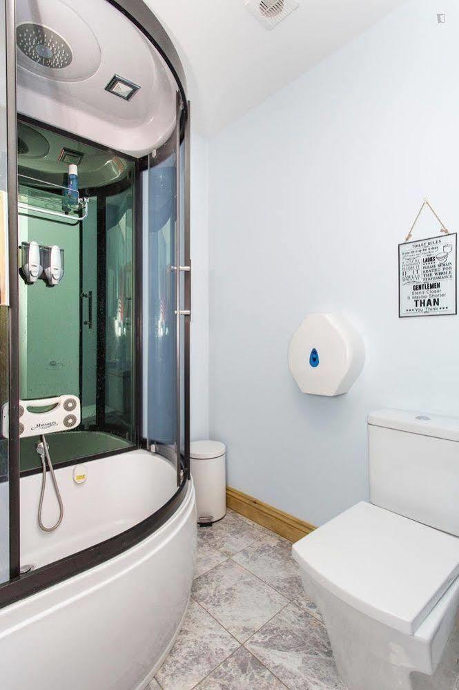 406 Harrow London Bagian luar foto
